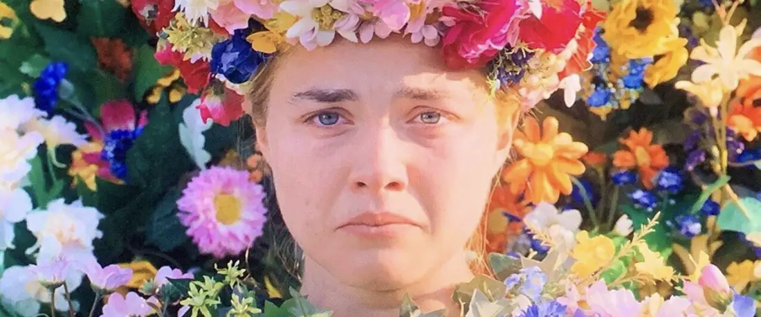 Midsommar - Dani with Flowers