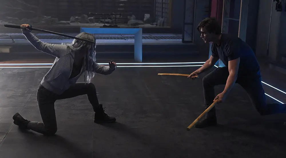 ‘Titans’ S2, E3: ‘Ghosts’ Review – “A Shallow Dive Into The Past”