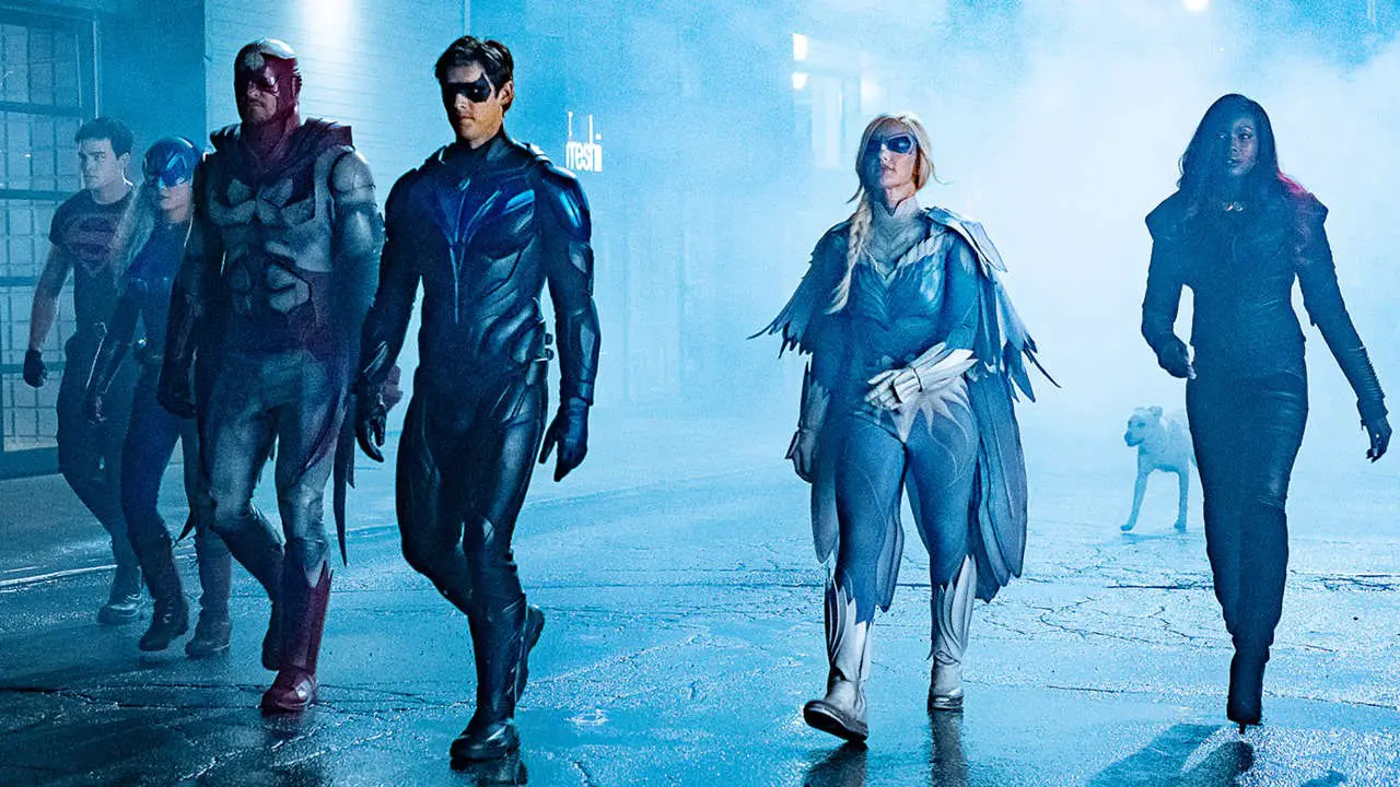 ‘Titans’ Set Photos Tease The Team’s Fate & Red Hood