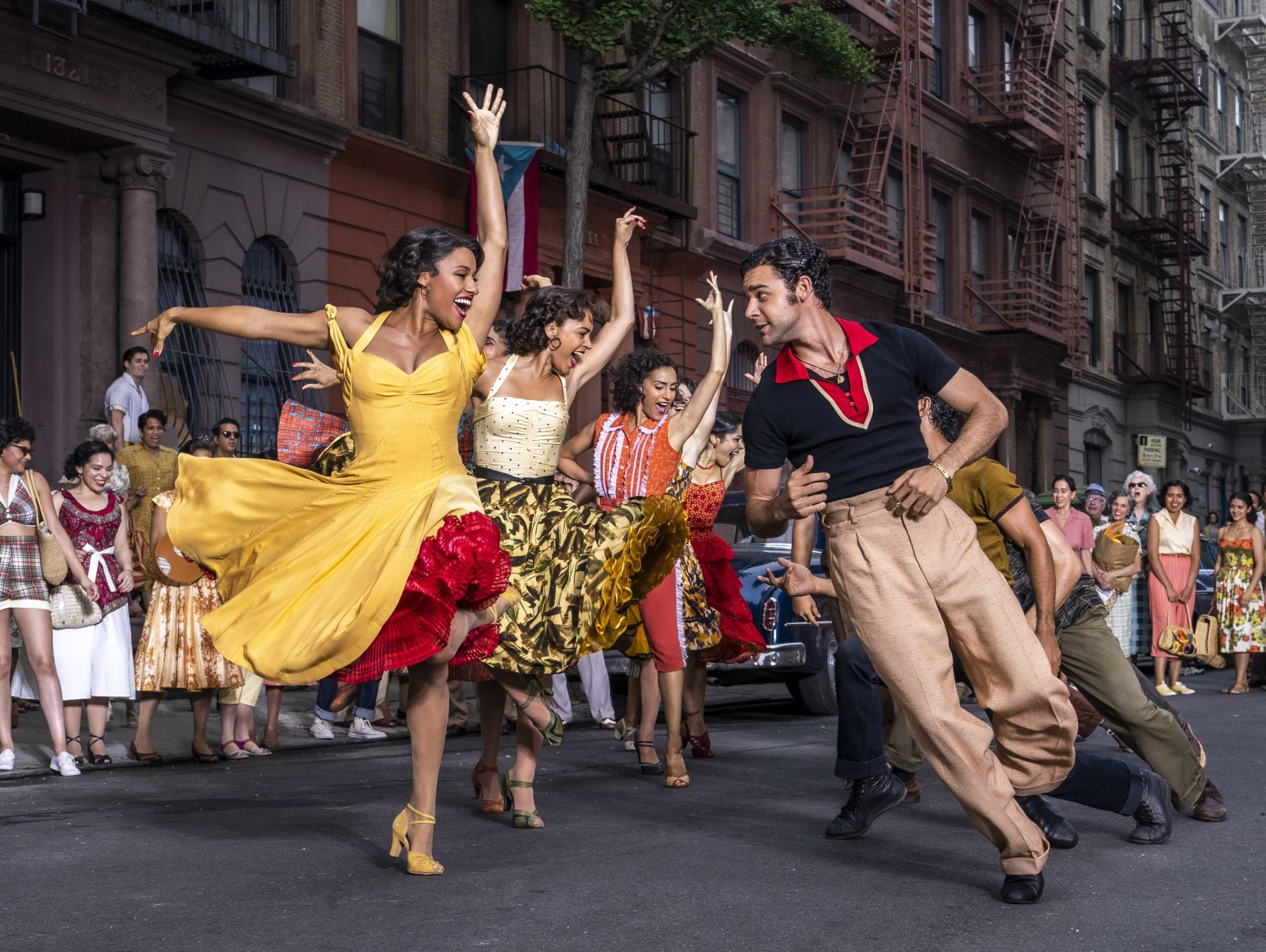 ‘West Side Story’ (2021) Review: “One Step Forward, One Huge Step Back”