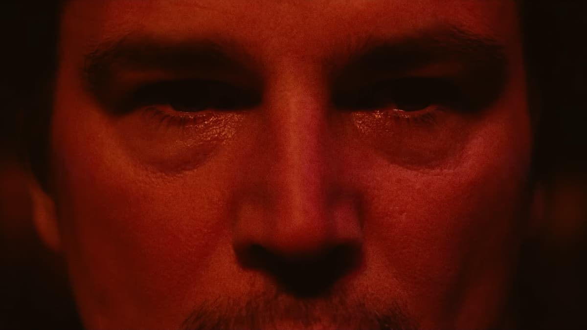 Josh Harnett in TRAP